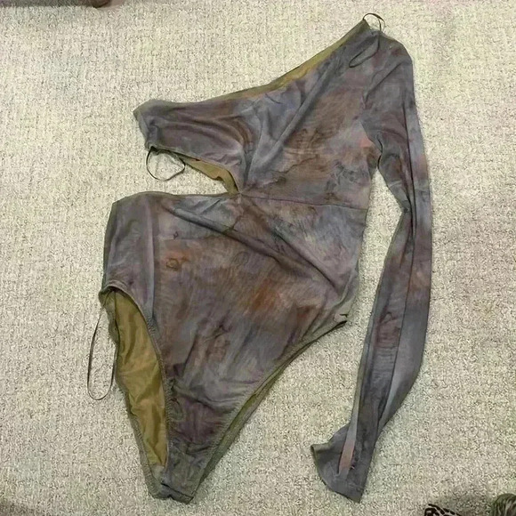 ZARA Tulle cut out Bodysuit - Picture 3 of 4